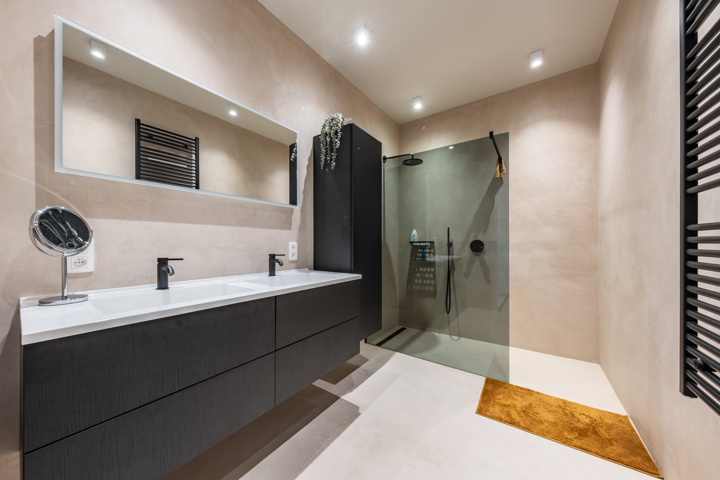 Luxueus nieuwbouwappartement in parkgebied