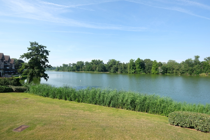 Recent appartement met uitzicht over het Donkmeer
