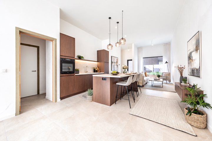 Mooi afgewerkt gelijkvloers appartement