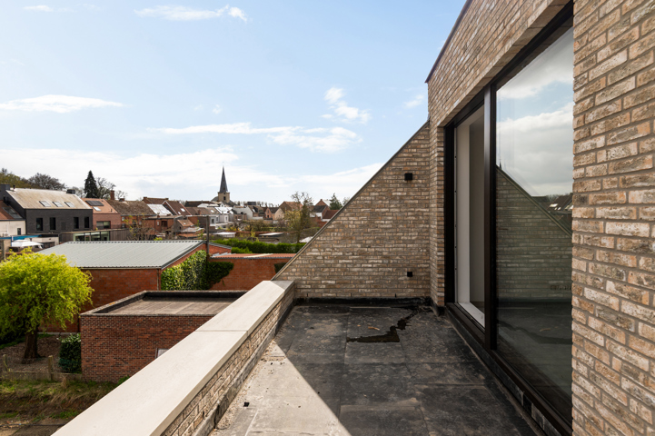 Prachtig ruim appartement met tuin