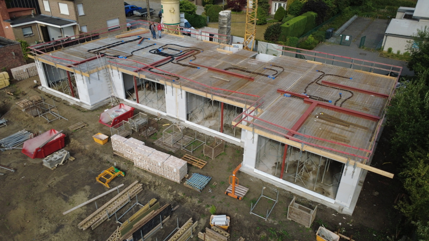 Ruim, gelijkvloers appartement met tuin