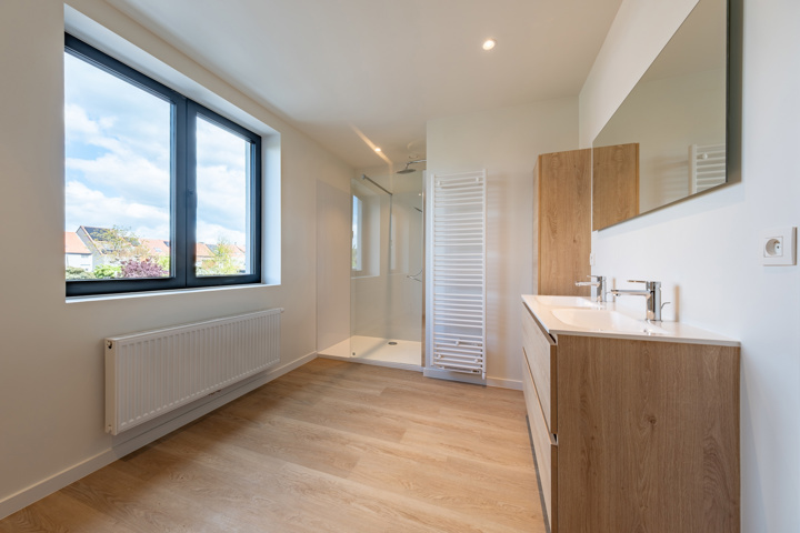 Gerenoveerde woning met tuin