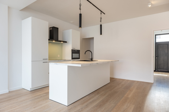 Gerenoveerde woning met tuin