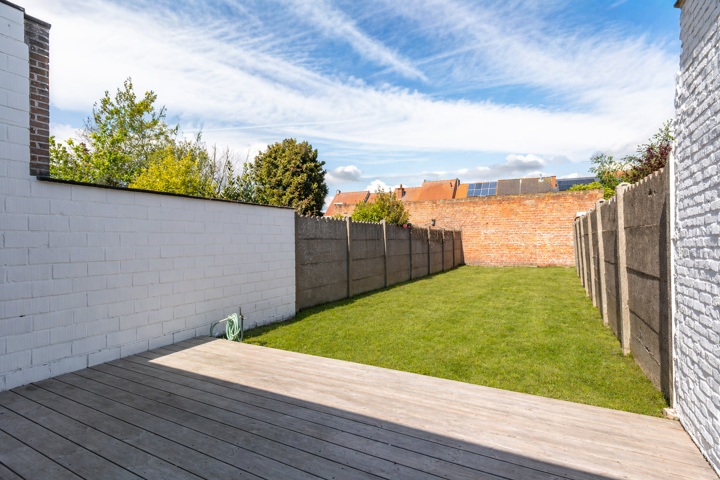 Gerenoveerde woning met tuin