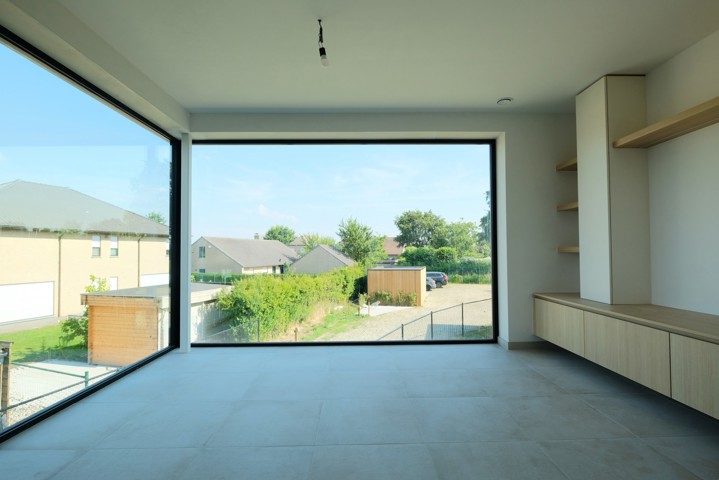 Centraal gelegen, lichtrijk nieuwbouwappartement 