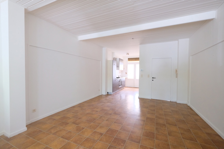 Ruim appartement in rustige wijk