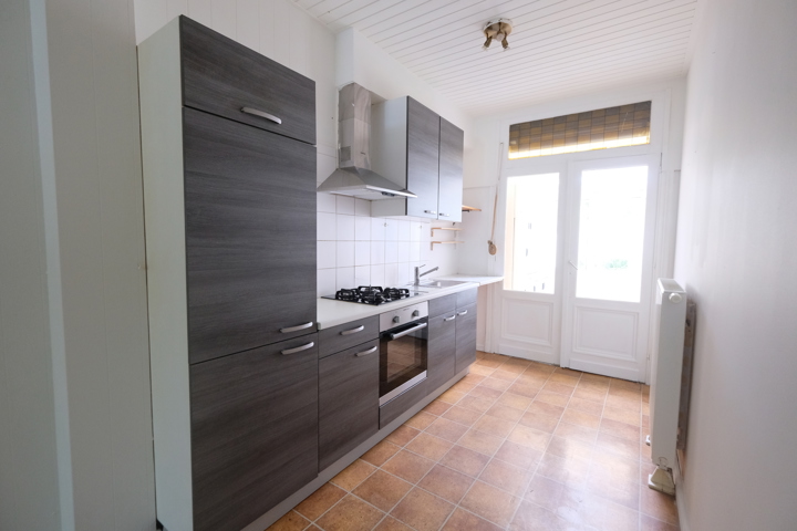 Ruim appartement in rustige wijk