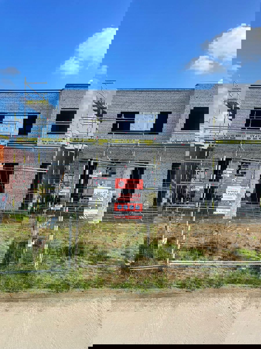 Moderne, halfopen woning