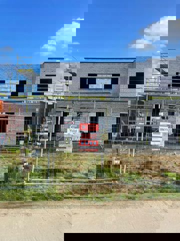 Moderne, halfopen woning