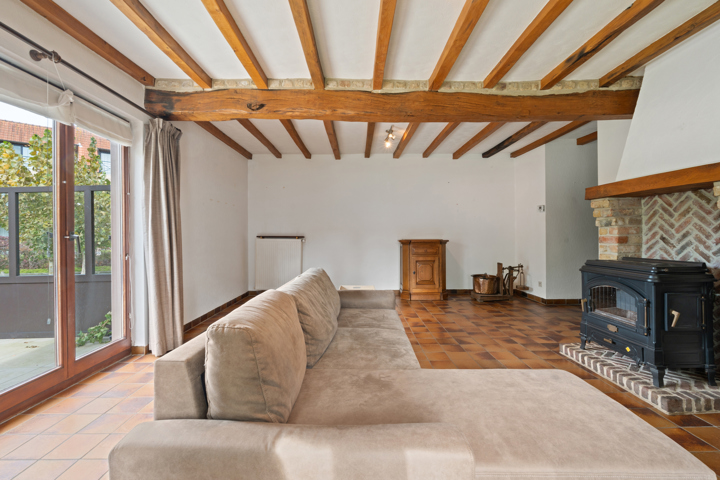 Ruime vrijstaande woning