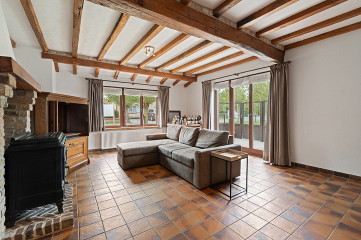 Ruime vrijstaande woning