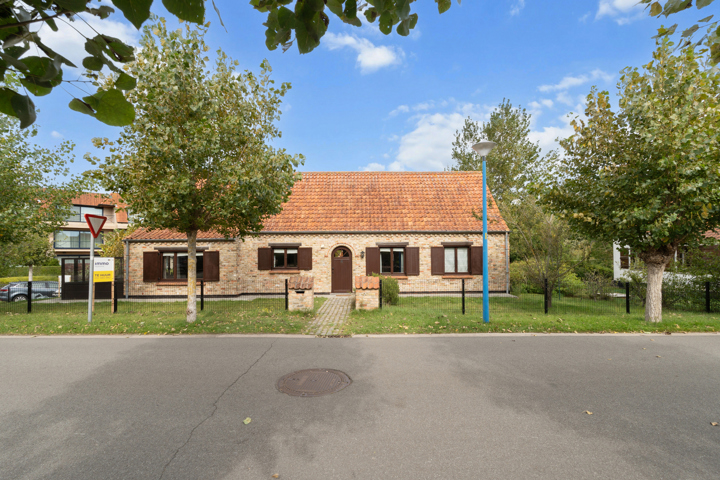 Ruime vrijstaande woning