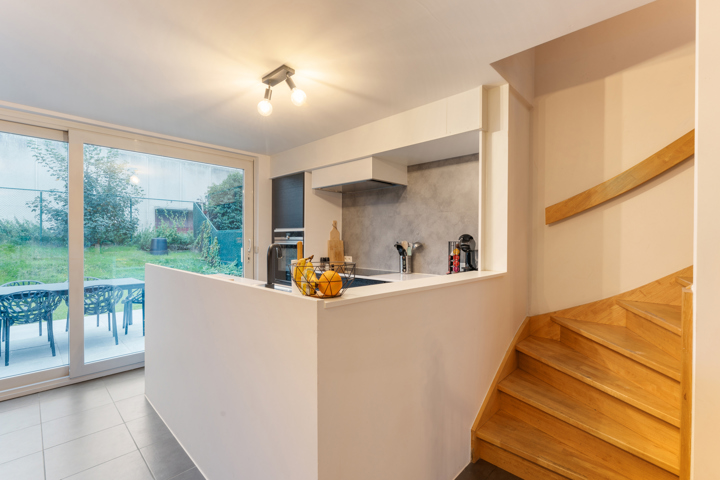 Instapklare woning met 4 slpk, garage en tuin