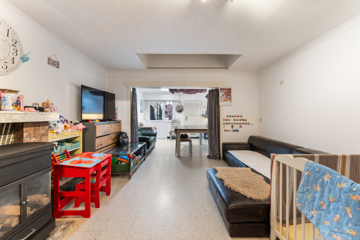 Centraal gelegen woning met afzonderlijke garage