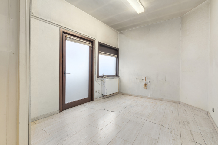 Te renoveren woonhuis op 219m²,centraal gelegen te Roeselare