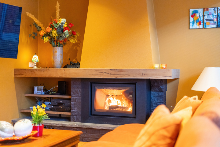 Charmante gerenoveerde woning met 3 slpk en 2 garages