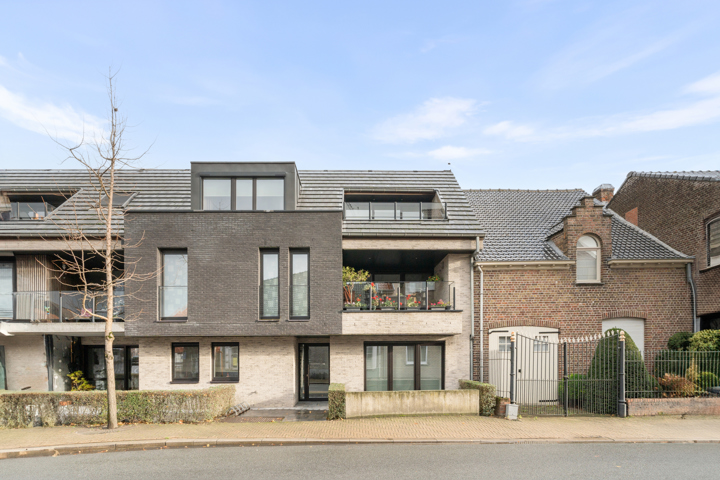 Recent appartement te Aartrijke