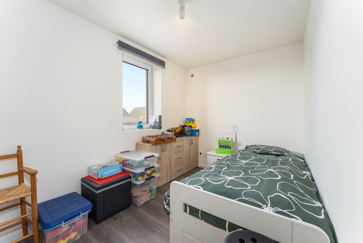 Recente HOB met 4 slpks en afzonderlijke garage te Roeselare