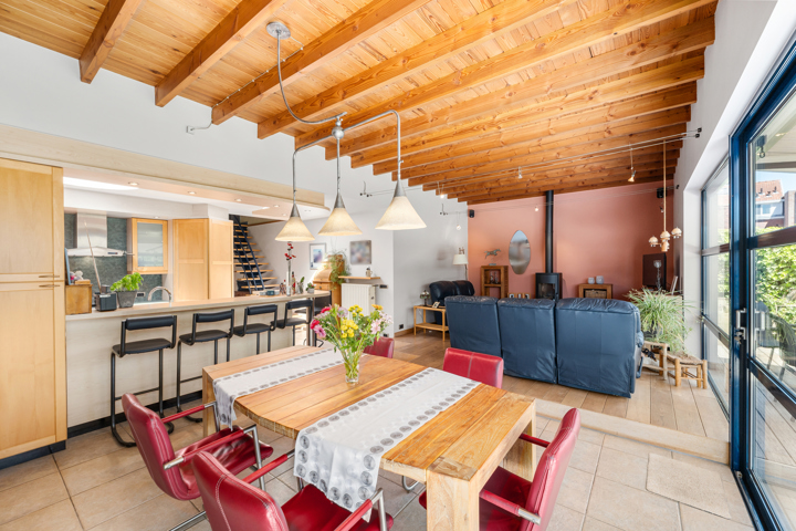 Gezellige woning met tuin,3 slpk en multifunctionele ruimte