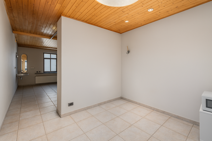Gezellige woning met tuin,3 slpk en multifunctionele ruimte