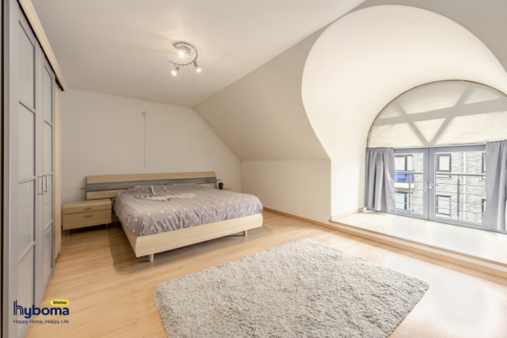 Instapklare woning met handelsruimte in centrum Kortemark