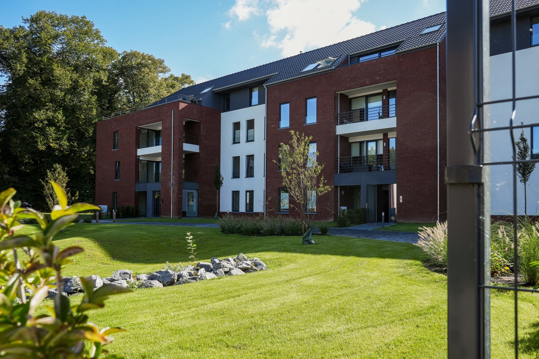 Appartement de standing avec double terrasse et garage