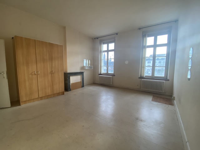 Joseph Hoyois1 : Array Tournai A vendre