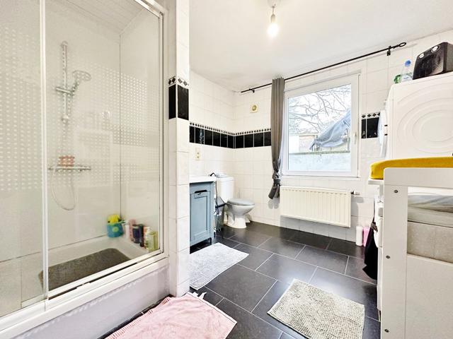 Rez-de-chaussée à vendre