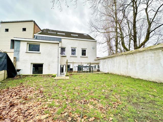 Rez-de-chaussée à vendre