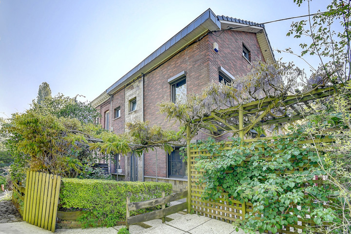 Maison unifamiliale à vendre