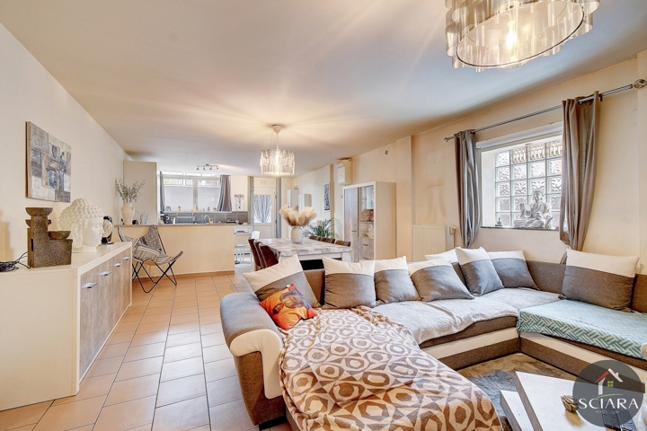 Immeuble à appartements à vendre