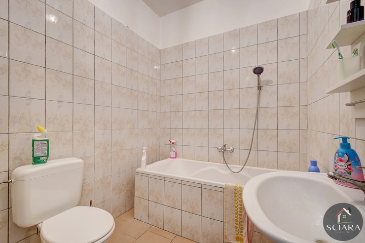 Immeuble à appartements à vendre
