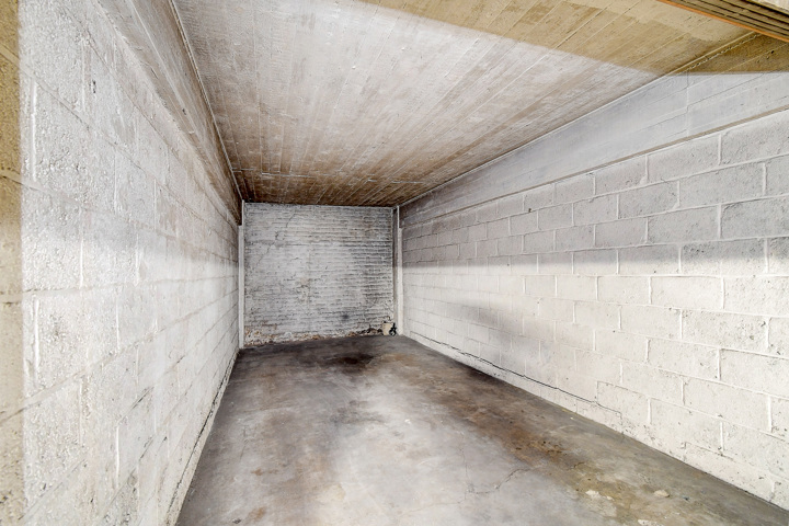 Garage (ferme) à vendre