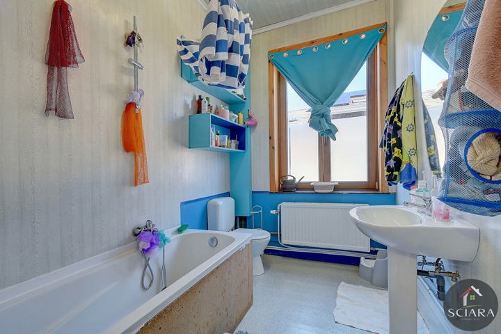 Immeuble mixte à vendre