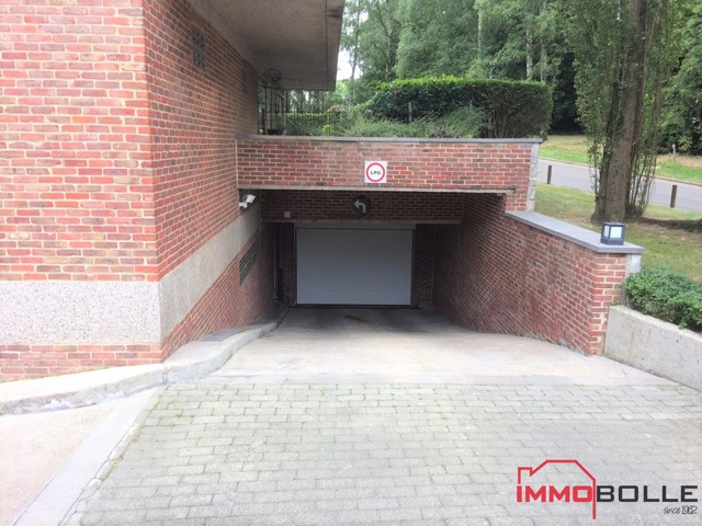 Inside parking - for rent - 1170 Watermael-Boitsfort