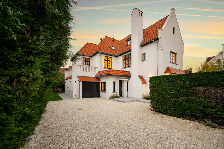 Belle villa de style typique du Zoute