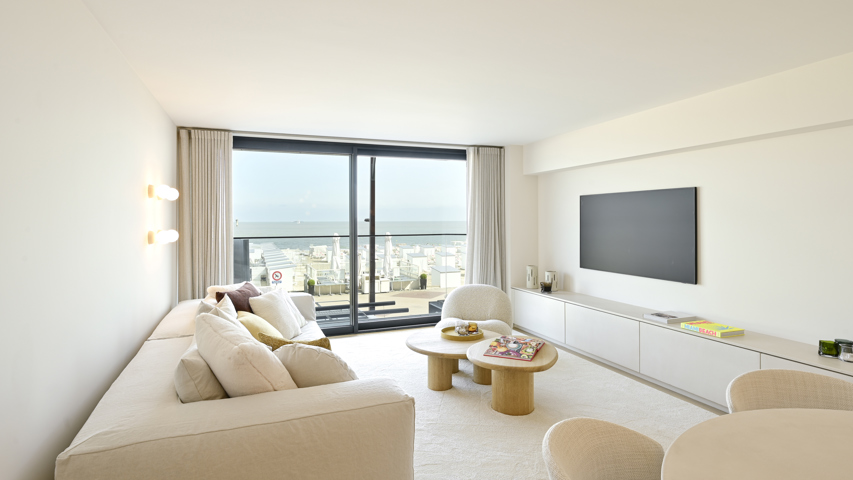 Zeedijk Zoute, exclusief appartement, recent gerenoveerd 