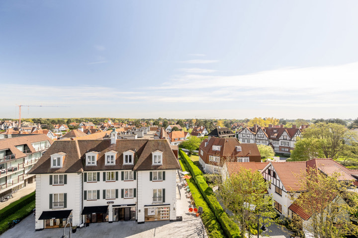 Zonnig appartement met open zicht in hartje Zoute !