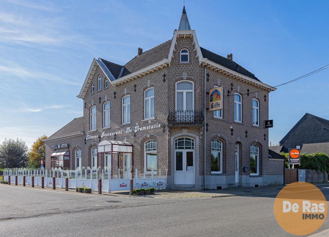 ST. LIEVENS ESSE - handelspand + woonst + groot terras 12