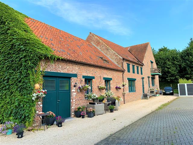 BURST - Interessante opbrengsteigendom van zeven units 17