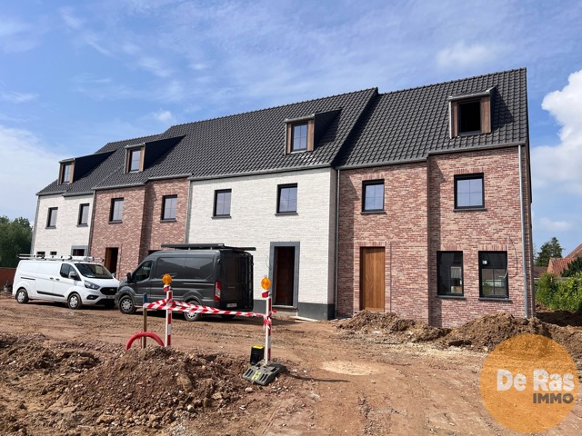 HILLEGEM- Uniek woonerf met zuidgelegen tuinen 13