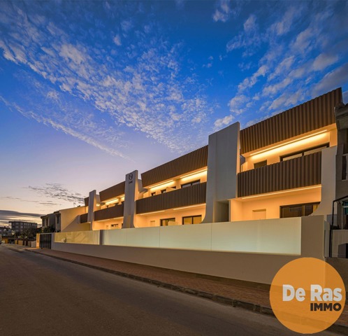 SPANJE - Excentrieke appartementen op wandelafstand zee 1