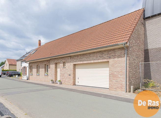 NIEUWERKERKEN–Gezellige woning met terras, centrale ligging! 3