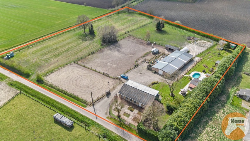 RAVELS - Instapklare woning met loods en stallen op      ca. 1,6Ha 27