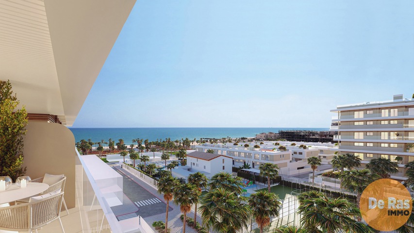 SPANJE - Een unieke woonervaring op slechts 150 meter van de zee 1