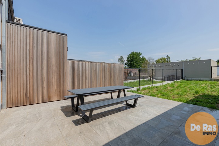 HERZELE - INSTAPKLARE WONING NABIJ STATION EN CENTRUM 1