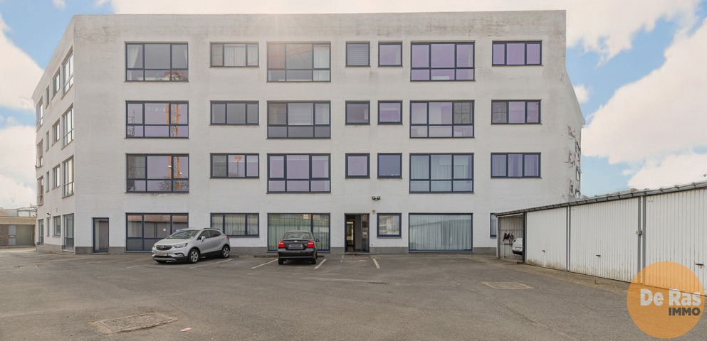 WETTEREN - Instapklaar appartement met 2 kamers nabij station 25