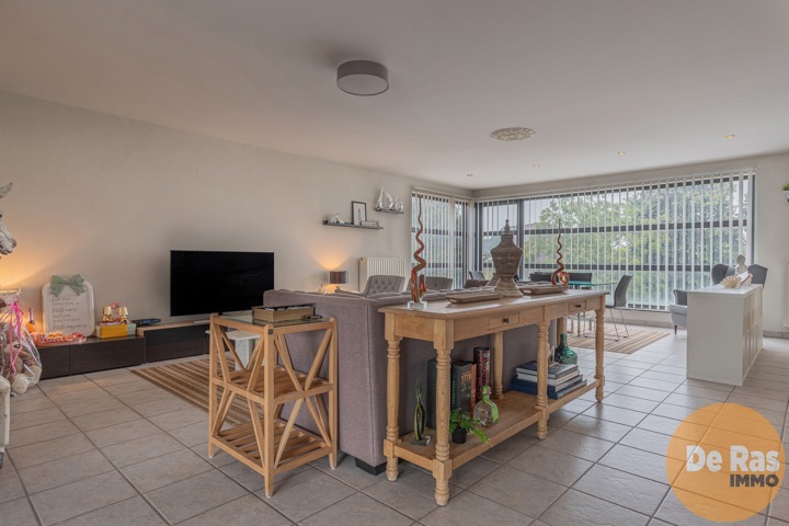 HAALTERT - Ruime duplex met 4 slpks en terras! 24