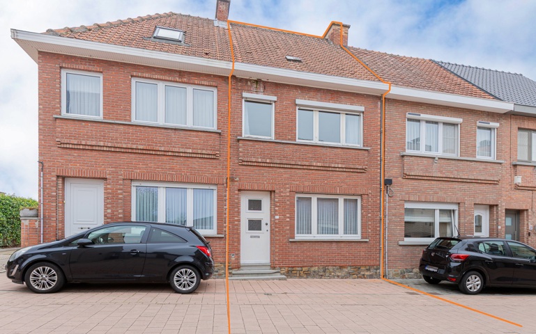 LEDE - Verzorgde, te renoveren woning op een goeie ligging 24