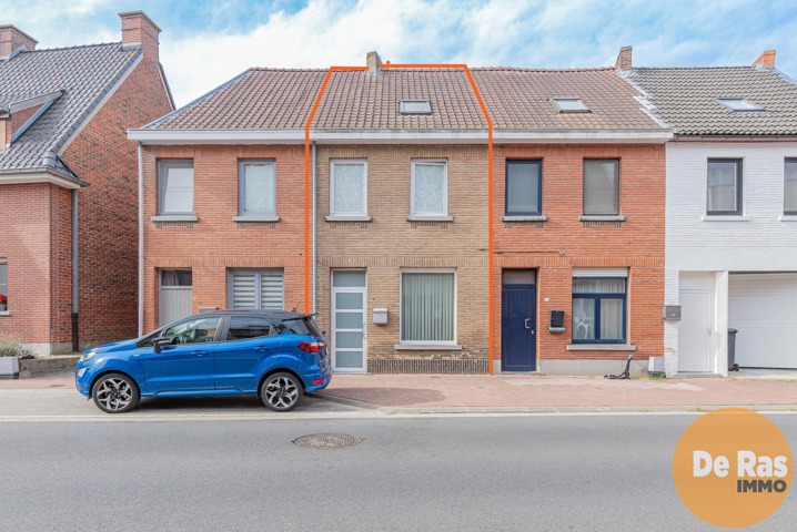 MERE - Ideale starterswoning pal in het centrum van Mere 7